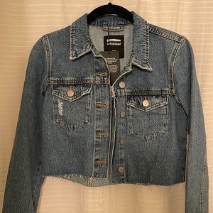 DR Denim cropped jean jacket. Tags on!!